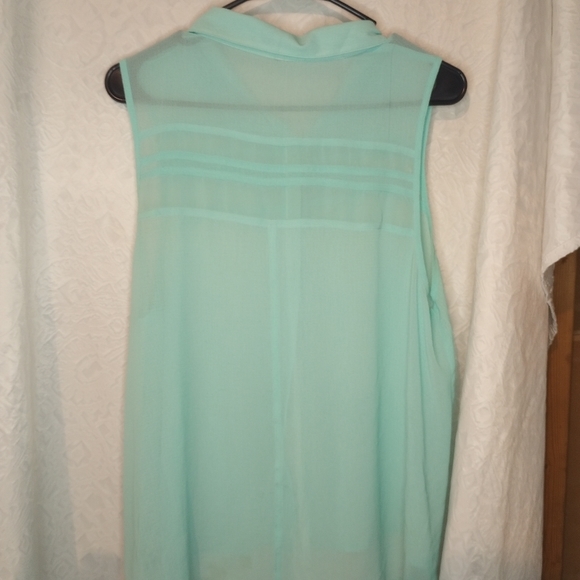 American eagle Tank Blouse see thru - Picture 4 of 8